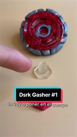 Transformación de Beyblade Dark Gasher en 3D
