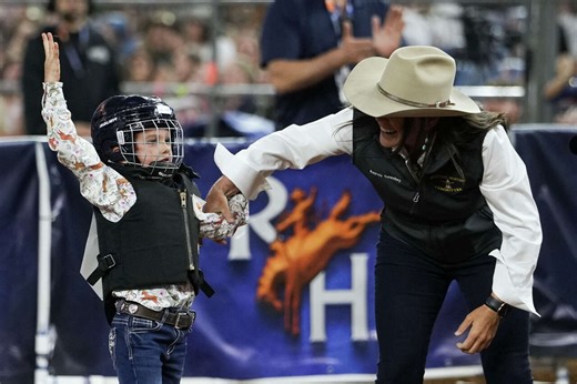 Inside mutton bustin': A behind-the-scenes look at one of RodeoHouston's most popular sports