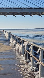 Ice flowing through the inlet today! | 302 Life