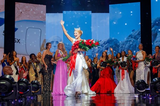 THERE SHE IS! Miss America 2026 Cassie Donegan from New York! | Miss America
