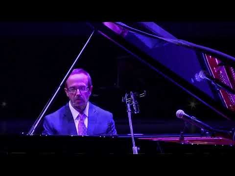 Kevin Kern - After The Rain, from the CD, In the Enchanted Garden (Live Performance)
