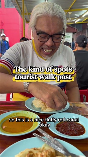 I asked one simple question during my Chow Kit food tour in Kuala Lumpur… and Fuad already knew