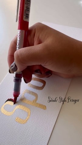 Spooky Lettering with Pen & Brushmarker Pro