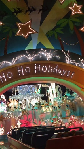 Your first share has to take you to Disneyland for the holidays! Disneyland is about to be like this and we are so excited! 🎄 It truly is the most MAGICAL time of the year! We’ll be at Disneyland covering holiday time (maybe Disney World too…Maybe). Let us know what videos you would like to see of the holiday season! 🎄 #Disneyland #WaltDisneyWorld #SmallWorld #SmallWorldHoliday #DisneyHoliday #DisneyCreators | Provost Park Pass