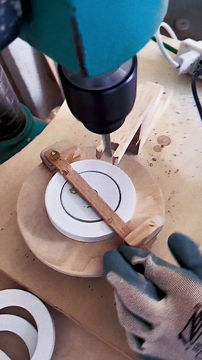 How to Use a Drill Press for Precise Hole Boring