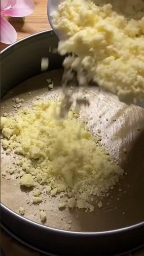 🍰 Rhabarber Streuselkuchen mit Vanillepudding (einfach & klassisch)