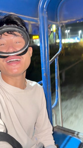 79K views · 921 reactions | ພາໝູ່ຄົນຈີນມາທ່ຽວວັງວຽງ ເບິ່ງສະພາບແຕ່ລະຄົນ  | Taiban Studio - ໄຕບ້ານສະຕູດິໂອ | Facebook