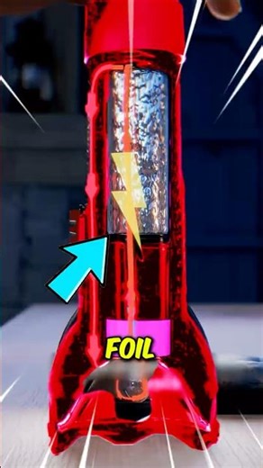 If You Ever Only Have One Battery, This Flashlight Trick Works 🔦😱