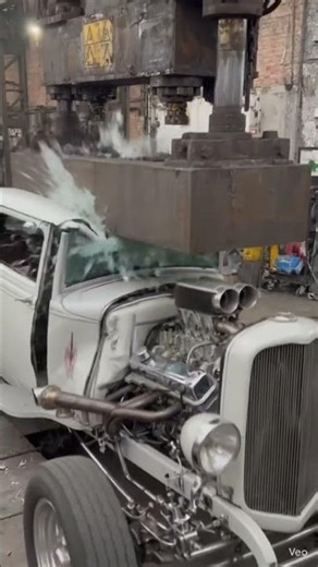 Hydraulic Press vs. 1932 Ford Hot Rod! 😱💥