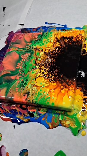 Watermelon 🍉 Sunflower 🌻 #pppaintpours #acrylicpaintpouring #sunflowers #acrylicpouring #fluidartwork #fluidartist #neon #blacklightart #acrylicpainting | Donelle Gale