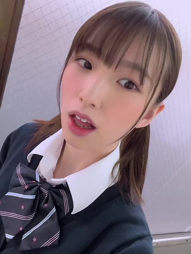 こうやって使うんか！#花狩まい #初投稿 #メガネ #メガネ女子