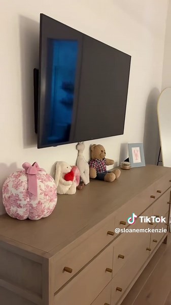 sloane :) on TikTok