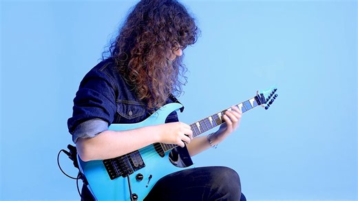 Edoardo Taddei | PALE BLUE HORIZON | Official Video