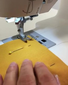 Stretch Knit Fabric Sewing www.singer.com #Singer #SingerSewingMachine #SewingMachine #IndustrialSewingMachine #Sewing #DIY #Africa #MiddleEast #HouseholdSewingMachine | Singer Africa Middle East Ltd.