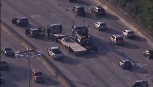 Houston traffic alert: Truck's wheels come off, slowing down inbound I-10 East Fwy