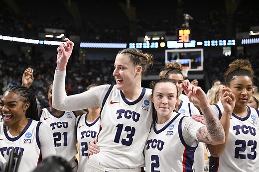 Ex-TCU star Sedona Prince gets emotional seeing Madison Conner's first practice with Seattle Storm: "omg stop this is so precious"
