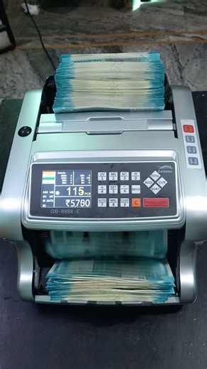 Machine Counting Cash 💸 165