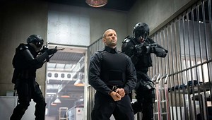 أفضل أفلام الأكشن لعام 2021... أنجلينا جولي و"بوند" ووحوش وأبطال خارقين يتحدون كساد كورونا