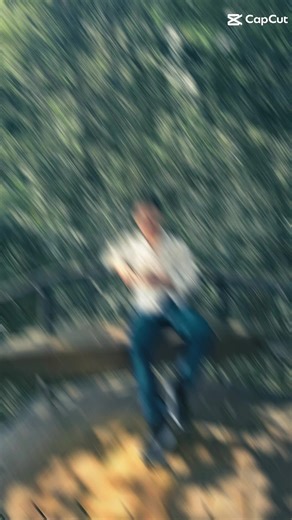 #lifestyle #lovestory #ကြိုးစားတဲ့လူငယ်တစ်ယောက် #CapCut #မြန်မာ🇲🇲vsထိုင်း🇨🇷