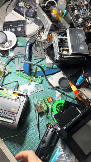 Sony hi8 video8 repair #analog #cassetteplayer #camera #music #digitalaudio #cassette #hi8 #8mm