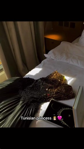 Vidéos de 𝒞ℯ𝓁ℯ𝓃𝒶🇹🇳 (@celene.abed) avec original sound - SK