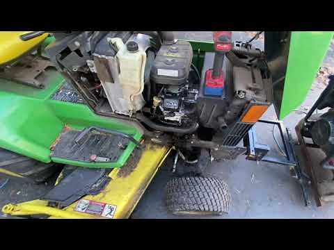 Fixing a John Deere 425 Lawn Tractor