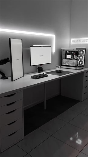 Abdullah on Instagram: "Clean B&W setup💆🏻‍♂️ #pc #pcsetup #pcgaming #gamingsetup #desksetup #gamingpc"