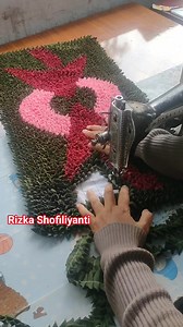 103 reactions · 6 comments | Those who are still confused about finding patch materials can use whatever materials are available at home first. Old t-shirts that are no longer worn can be utilized. It's a good opportunity to learn. #rugfrompatchwork #sewingtheplanet #reducereuserecycle #zerowaste #rizkashofiliyanti | Rizka Shofiliyanti | Facebook