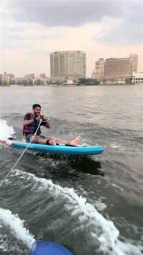 إحنا رجعنا… و المية مستنية المجانين بتوعها 🌊🤪#sup #fup #foryoupage #videoviral #explore