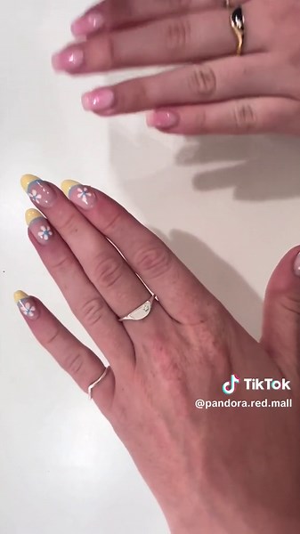 How cute is the new Pandora Me matching ring stack! Perfect for you and your bestie⭐️ #pandoraredmall #pandora #ring #matchingring #bestfriend #star