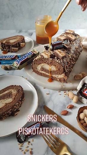 Snickers Piskótatekercs Recept