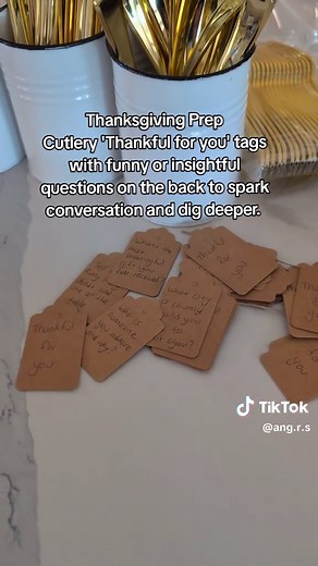 Thanksgiving Dinner Icebreaker Activities