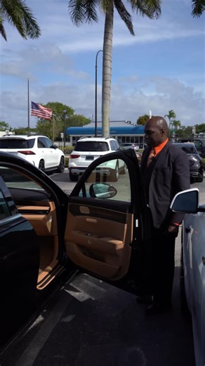 ✨ Looks like magic, but it’s pure innovation. The 2025 Genesis takes care of the details—its doors close on their own, redefining convenience and luxury. 📍 8880 Biscayne Blvd, Miami Shores, FL 33138 📞 305-333-0915 🌐 www.miamichevy.com #TropicalChevrolet #DealerMiami #Genesis2025 #LuxuryRedefined #SmartDrive | Tropical Chevrolet