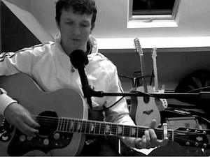 Broken by Jake Bugg guitar lesson / tutorial, inc. chords and lyrics (tab)