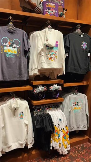 Disneyland News Today | 2025 is in the rear view, and the Disneyland Resort is looking ahead! 🎊 The 2026 merchandise collection has released in the parks! 🤩 Visit... | Instagram