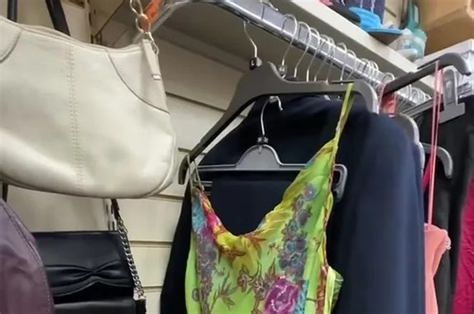 Fashion fans spot the perfect dress for an Italian wedding in the charity shop