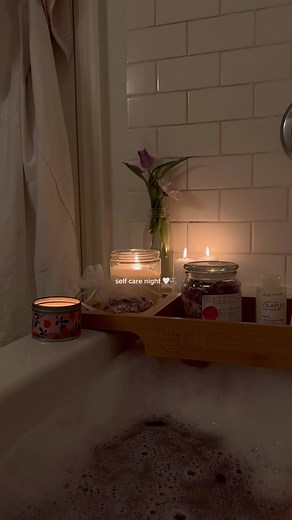 2023 Self-Care Routine Trends: Night Routine & Aesthetics