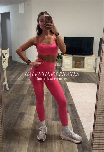 @colorfulkoala hot pink workout set paired with my @ASICS pink and white Novablasts for Galentine’s Pilates. Girlhood 💅🏼💅🏼💅🏼 #workoutset #colorfulkoala #galentines #pilates #pinkworkoutset