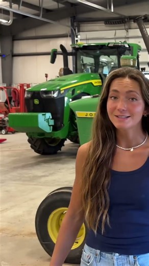 The Oldest Tractor I’ve EVER Found! 😲 #farming #laurafarms