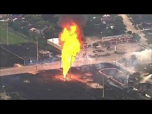 WATCH: Pipeline explodes in Houston suburb, forcing evacuations