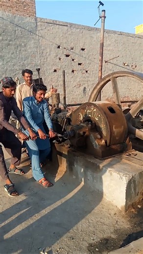 Amazing Old Black Desi Engine Starting Up Puk Puk Sound