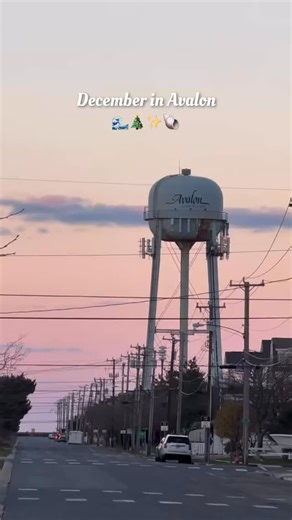 Avalon Chamber of Commerce | It’s a magical time in Avalon, NJ!✨ Grab some last minute gifts or gift cards from your favorite local businesses this weekend!🎄🌊❤️ | Instagram