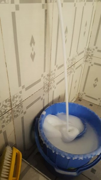 How to Use a Bucket for Effective Cleaning