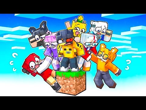 8 FRIENDS on ONE BLOCK in Minecraft!