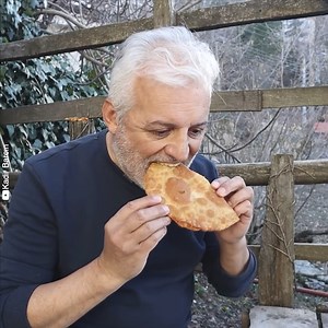 6.3M views · 55K reactions | This fried pastry is the perfect comfort food 襤 Credit: Kadir Barcın YouTube.com/channel/UCQ9EpfICnG9wm0gjUIa94JA | Taste Life | Facebook