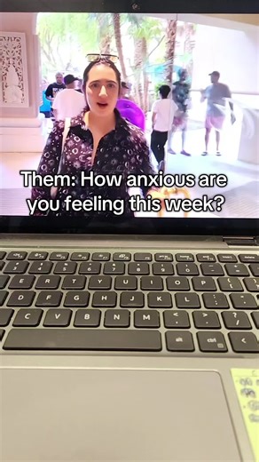 Does anyone else find Safiya Nygaard's videos to be both entertaining and completely soothing after a long week? #safiyanygaard #youtube #Vegas #anxiety