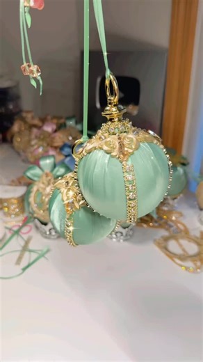 Natalie Volkonskaja on Instagram: "🇬🇧 English DIY kits for self-crafting. Each kit includes all the necessary materials for the work and a QR code linking to a detailed lesson on a YouTube channel. The kits are available on Etsy. 🇷🇺 Русский Комплекты для самостоятельного изготовления. В комплекте все необходимые материалы для работы и QR-код на подробный урок на YouTube-канал. Комплекты доступны на Etsy. 🇪🇸 Español Kits para hacerlos tú mismo. Cada kit incluye todos los materiales necesari