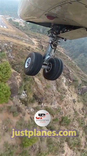 ✈️Sita Air🇳🇵Do-228 landing at Lukla | Just Planes
