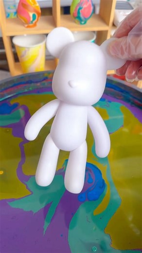 A Blank Bear Dyed with Floating Colors on Water #craft #craftworkshop #craftsupplier #diy