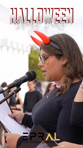 EPRAL on Instagram: "No passado dia 31 de outubro (6.ª feira), pelas 11:00 Horas, teve lugar na EPRAL, o desfile/concurso de disfarces do Halloween “Tendências Assustadoras”, integrado no âmbito da celebração de Halloween, denominada “Aprendizagens de Outro Mundo”, e que permite a concretização das seguintes finalidades educativas: identificar as origens e o significado do Halloween; explorar as tradições e costumes relacionados com a celebração; desenvolver atividades práticas que estimulem a c